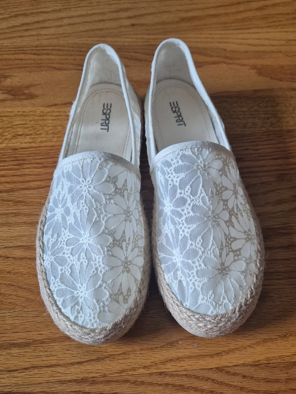 Esprit White Lace Espadrille Slip-Ons, size 8 NWOB